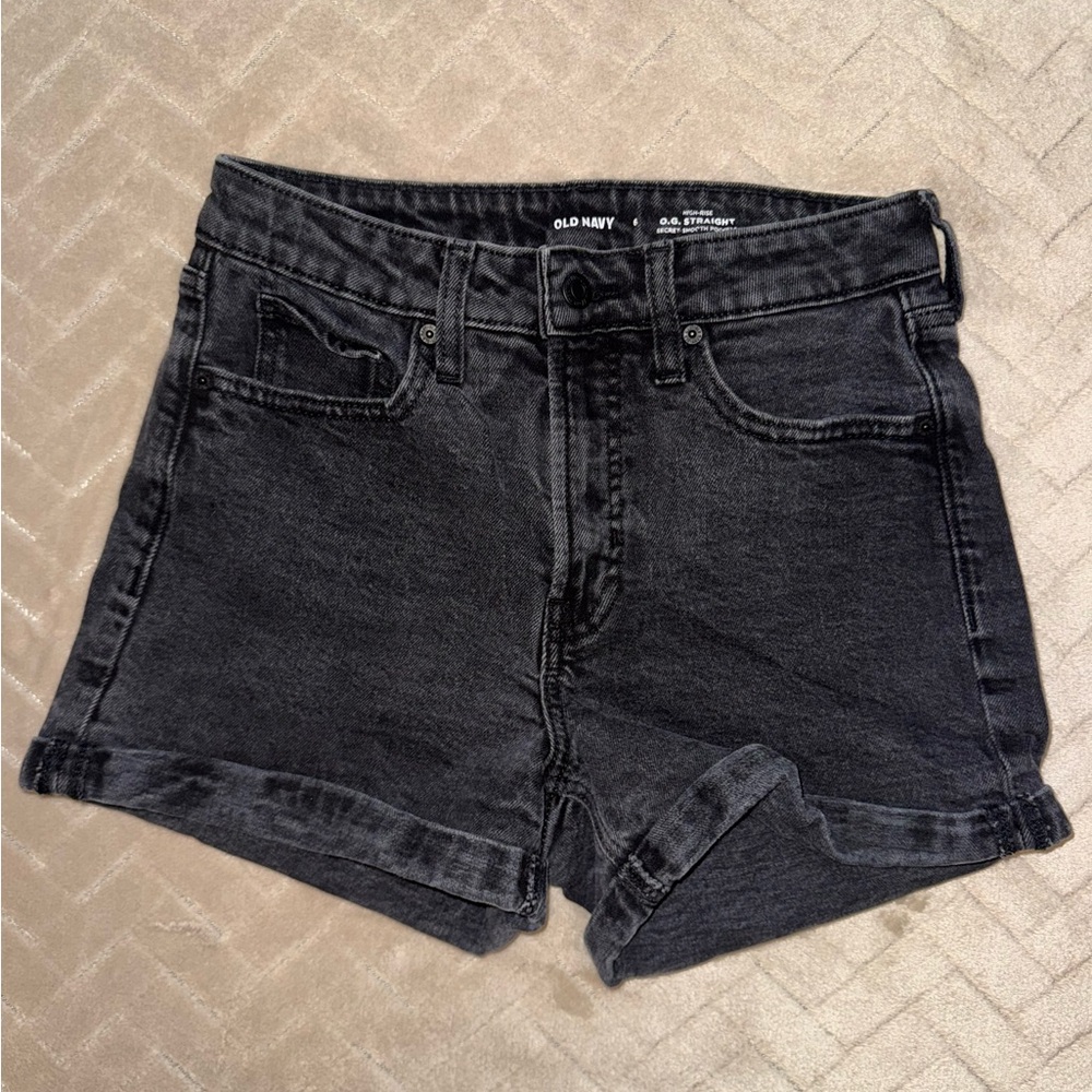 Old Navy High Rise Straight Shorts